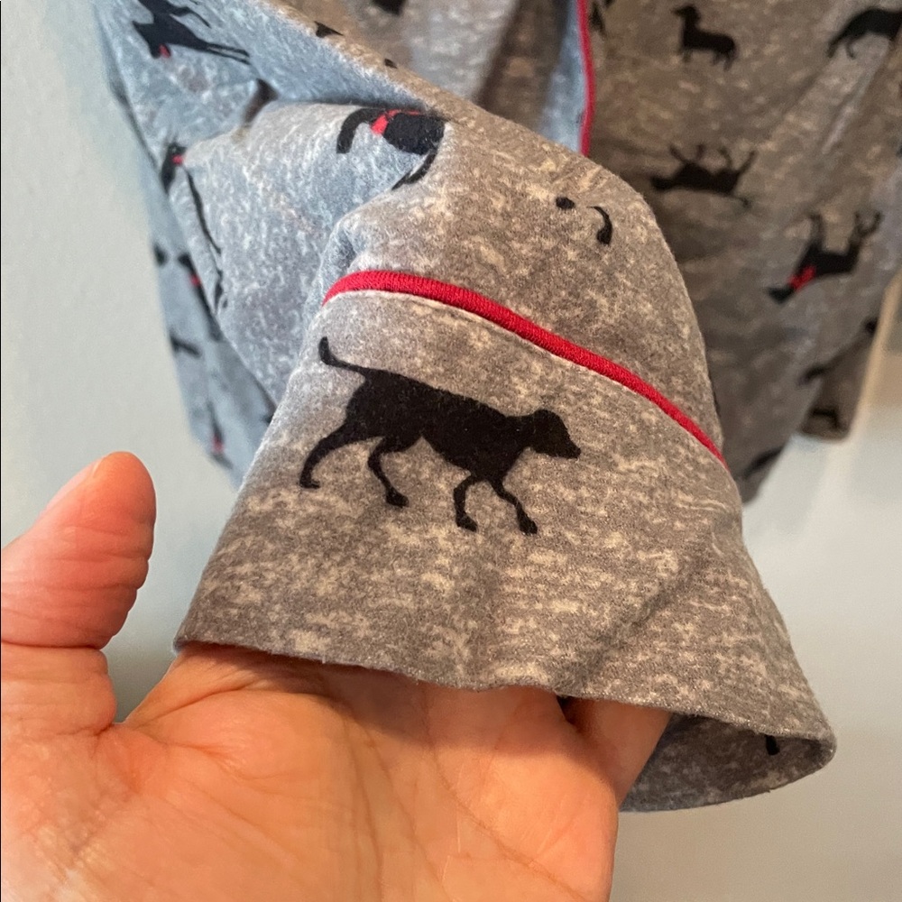 Cuddl Duds Gray Pajama Set with Black Dog Print - Picture 7 of 7